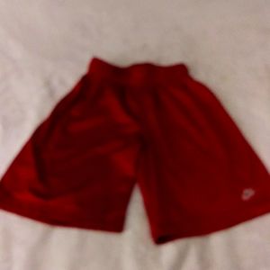 Nike shorts for a 4-year-old boy, it's still new.